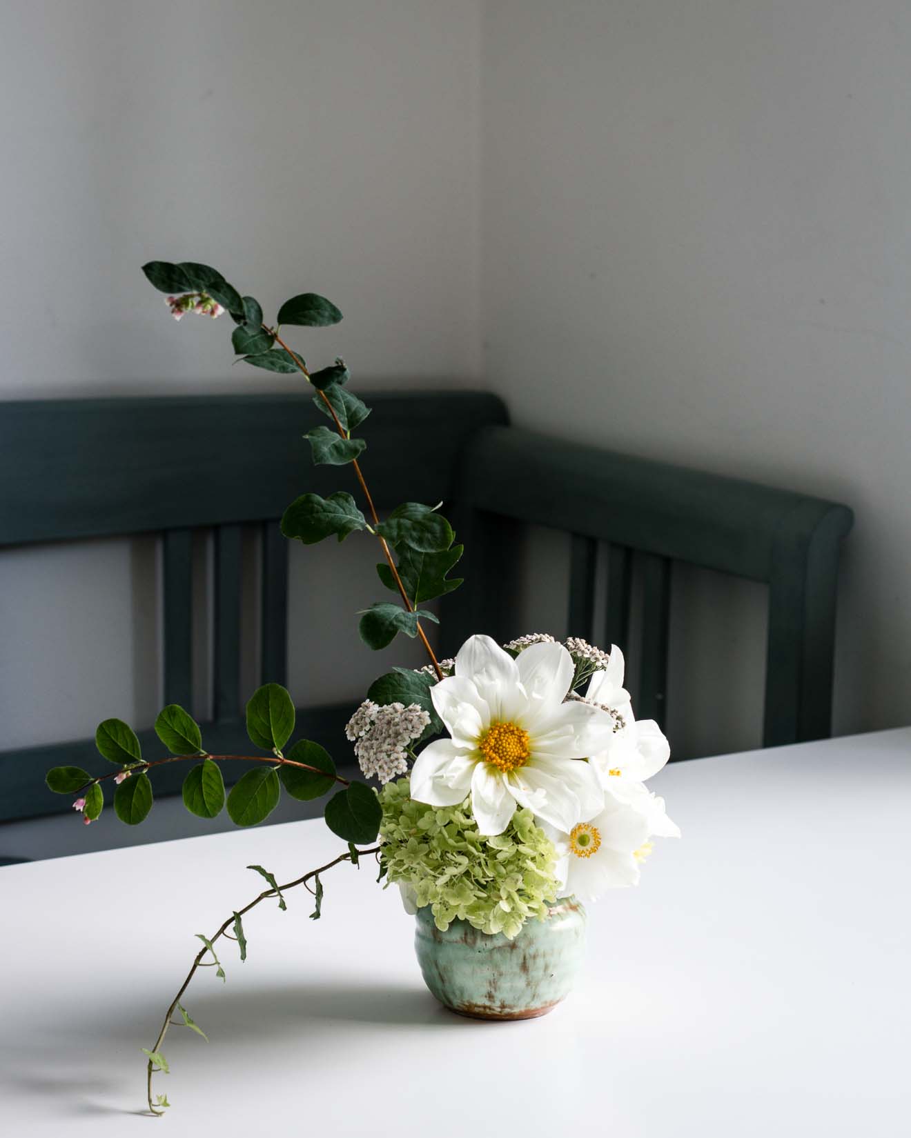 simple flower arrangements
